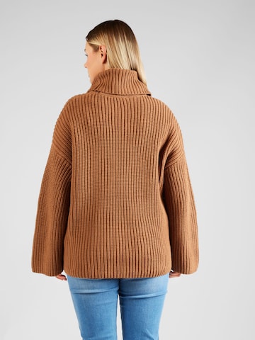 Selected Femme Curve Sweater 'SELMA SEFIKA' in Brown