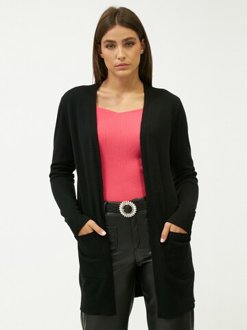 Cardigan Influencer en noir : devant