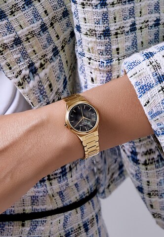 Victoria Hyde Analog Watch ' Prague ' in Gold: front