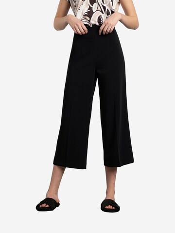 MORE & MORE Wide leg Pleated Pants in Black: front