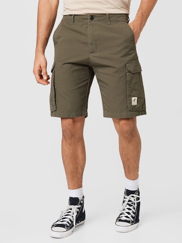 Fat Moose Cargo Pants in Green: front