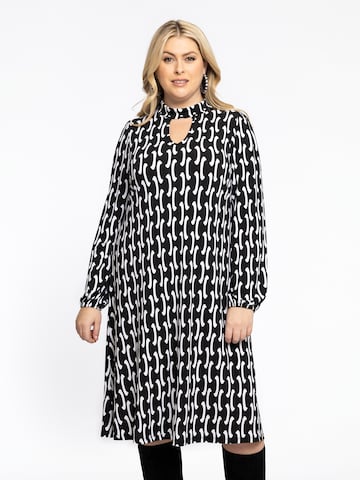 Yoek Dress in Black: front