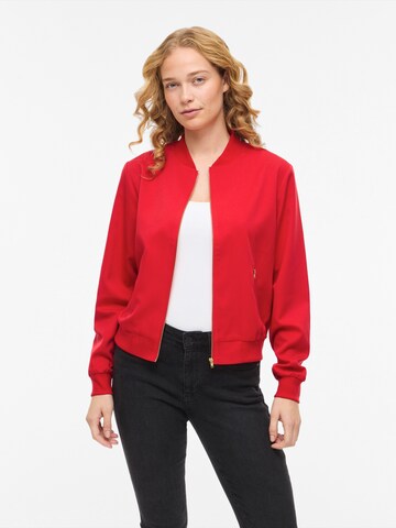 VILA Φθινοπωρινό και ανοιξιάτικο μπουφάν 'VIBUBBLE' σε κόκκινο: μπροστά