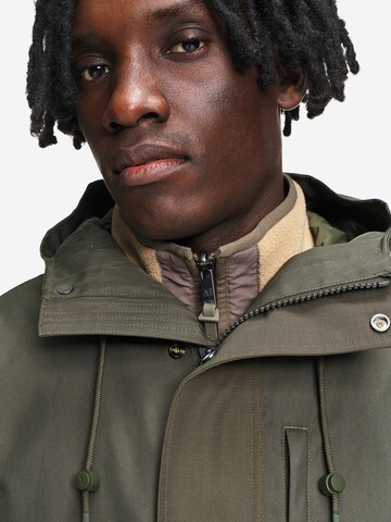 AIGLE Between-seasons parka 'T-Kit' in Green