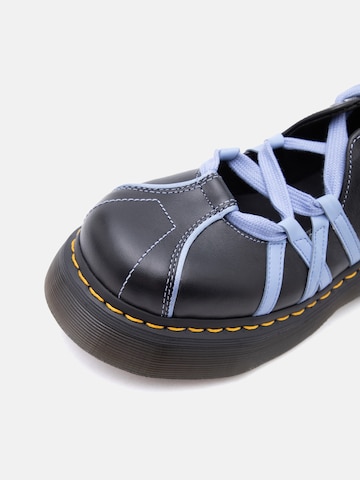 Dr. Martens Rihmaga baleriina 'Buzz', värv must