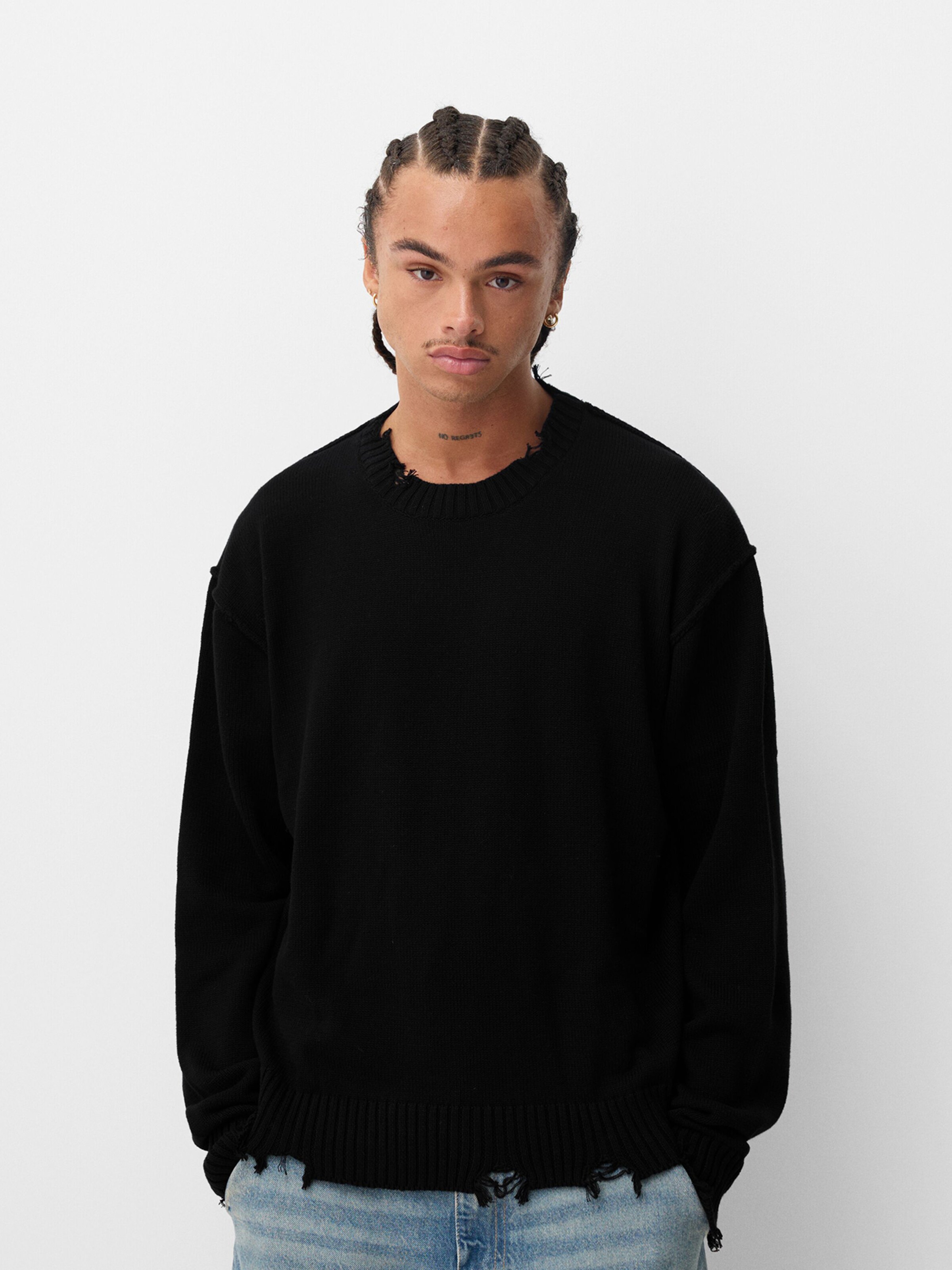 Pull noir bershka hotsell