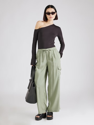 LTB Široke hlačnice Kargo hlače 'KASEME' | zelena barva