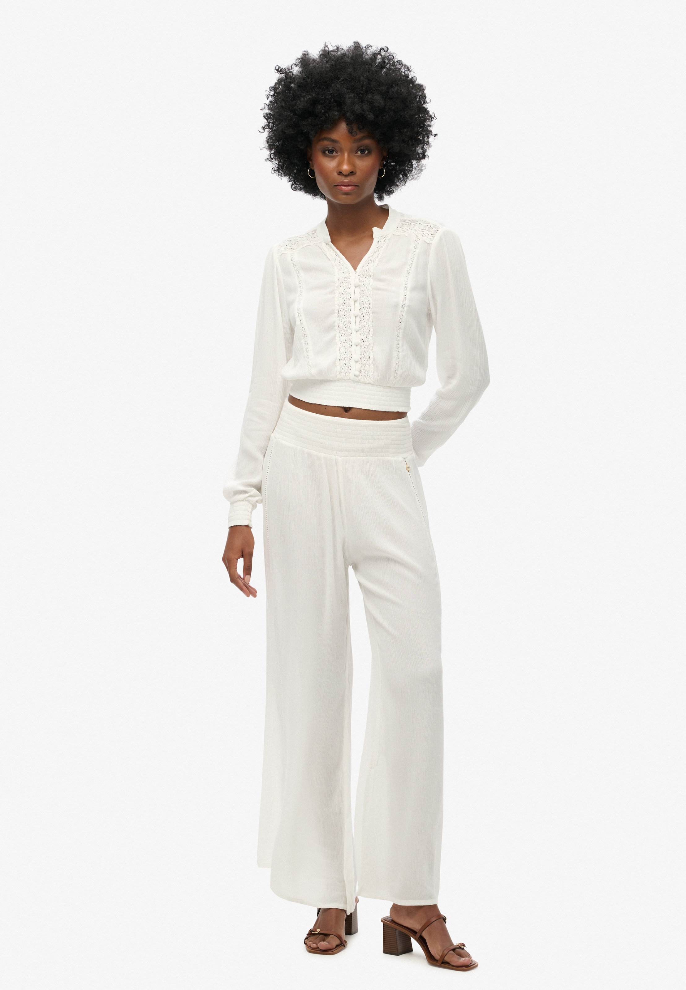 Superdry & Co Wide Leg Hose in Weiß