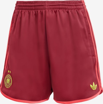 ADIDAS ORIGINALS - Loosefit Pantalón 'DFB' en rojo: frente