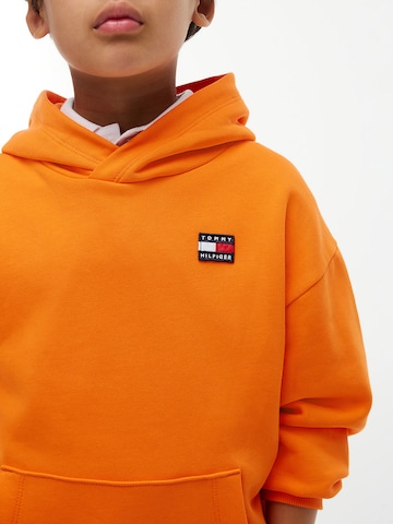 TOMMY HILFIGER Sweatshirt 'Heritage' in Orange