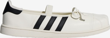 ADIDAS ORIGINALS - Zapatillas deportivas bajas 'Jennie Superstar' en blanco: frente