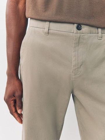 Next Slimfit Chino nadrág - szürke