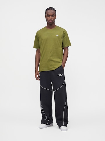 new balance Koszulka 'Essentials' w kolorze zielony