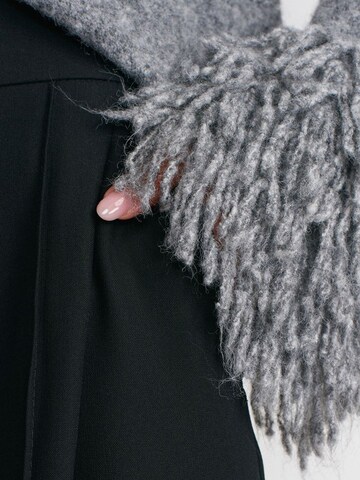 Wide leg Pantaloni di Dilvin in nero