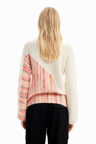 Pullover di Desigual in bianco