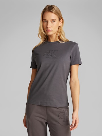 Calvin Klein Jeans Μπλουζάκι σε γκρι: μπροστά