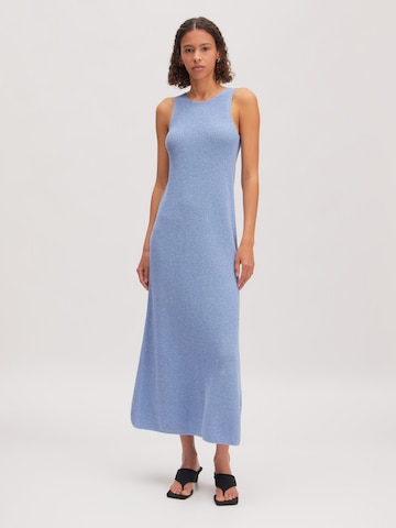 EDITED Jurk 'Leila' in Blauw: voorkant