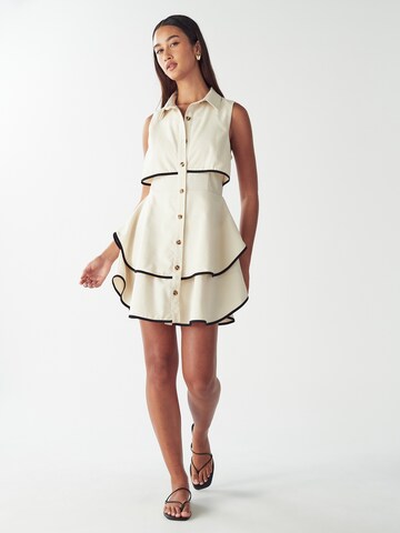 Willa - Vestidos camiseiros em bege