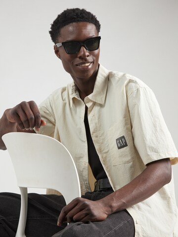 GAP Comfort fit Button Up Shirt in Beige