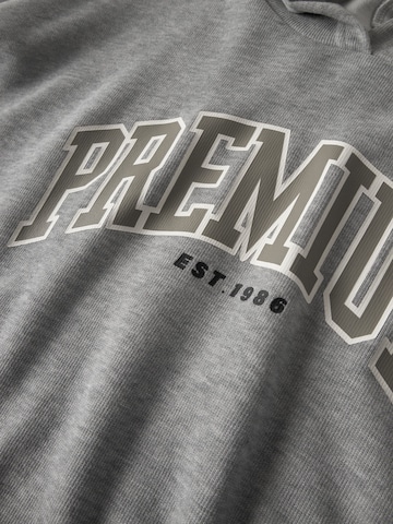 NAME IT - Sudadera en gris