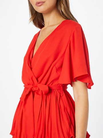 In The Style - Vestido de cocktail 'JOSSA' em vermelho