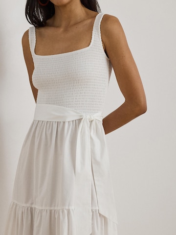 Lauren Ralph Lauren Платье в Белый