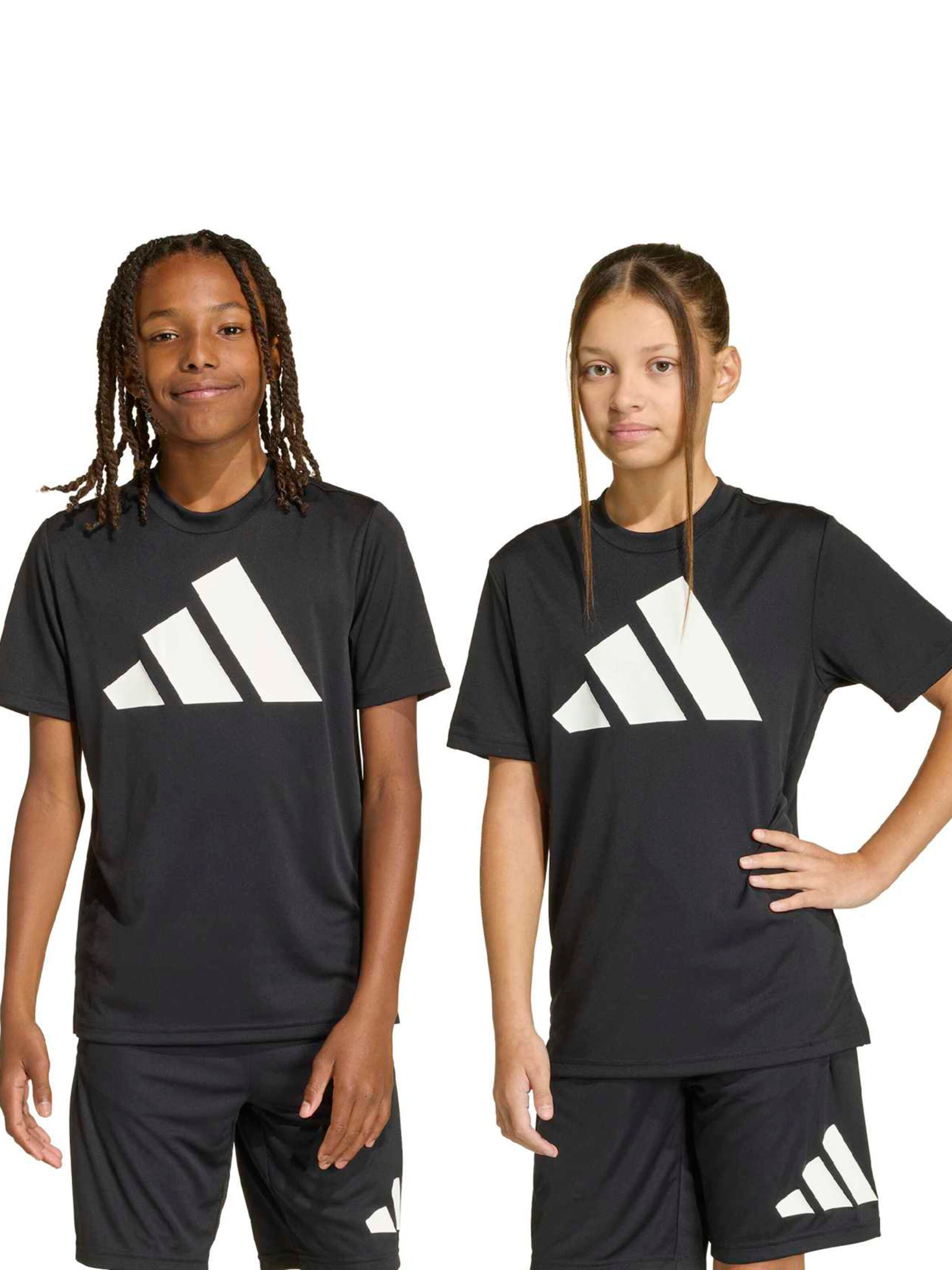 ADIDAS SPORTSWEAR Λειτουργικό μπλουζάκι σε μαύρο
