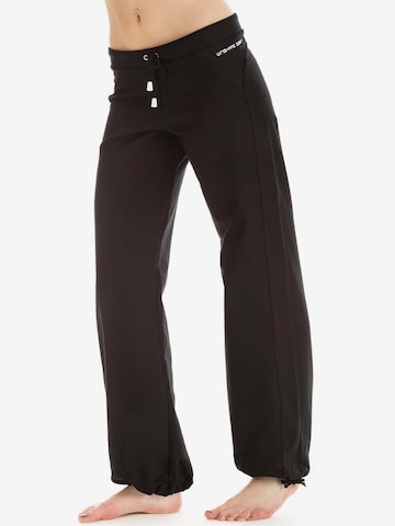 WinshapeLoosefit Sportske hlače 'Wte8' - crna boja: prednji dio