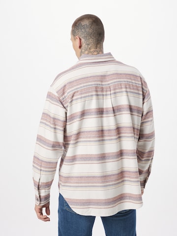 LEVI'S ® Mugav suurus Triiksärk 'Silvertab 2 Pocket Shirt', värv valge