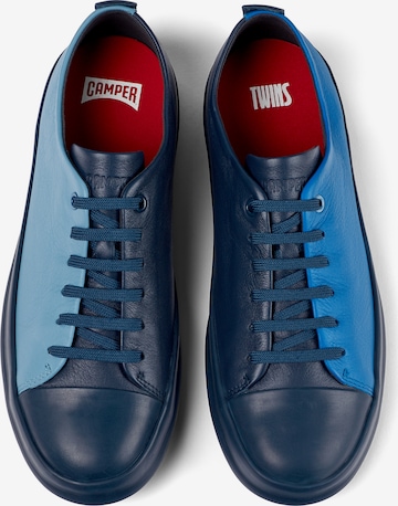 CAMPER Sneakers laag 'Chasis Twins' in Blauw
