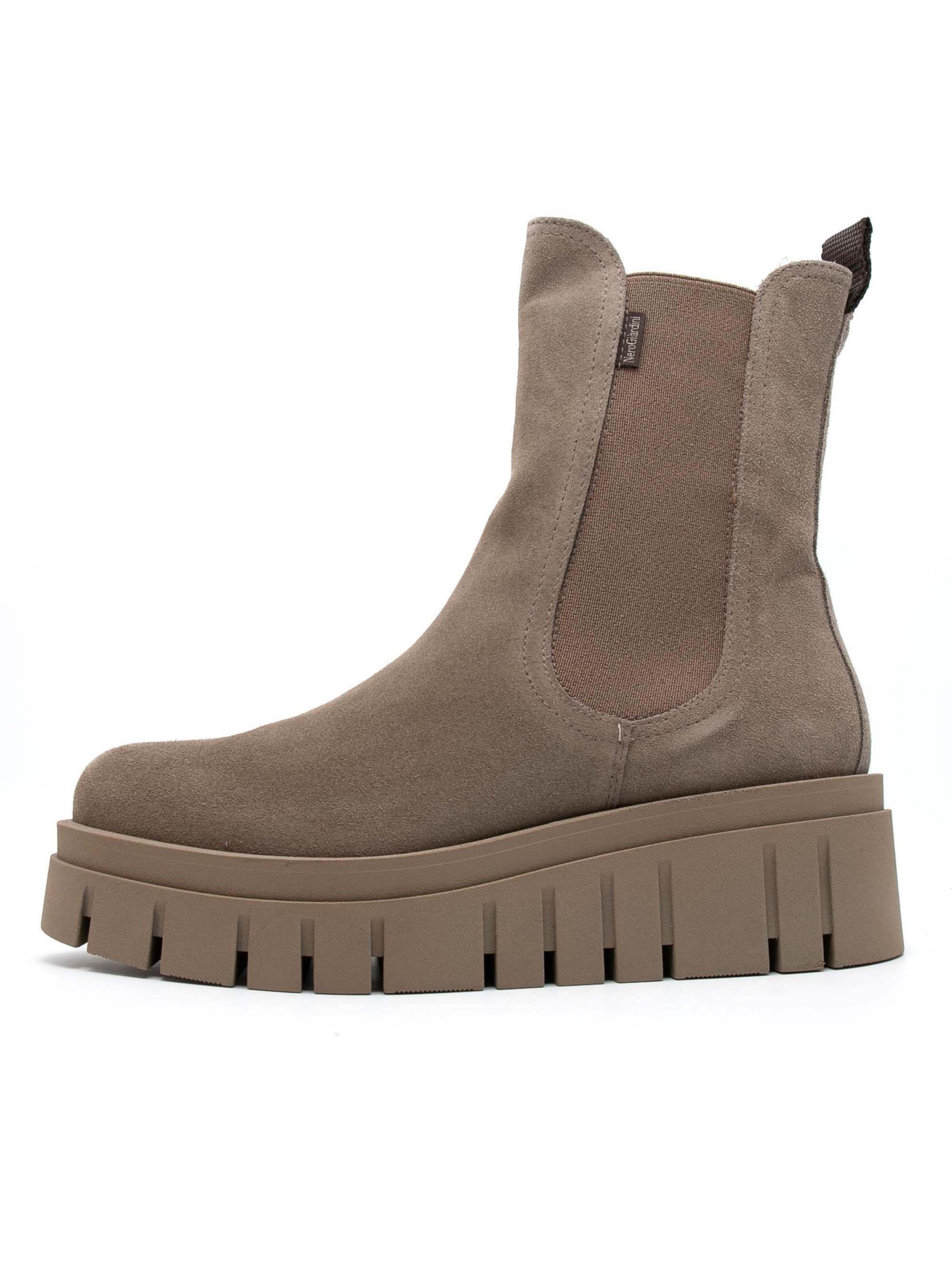 Nero Giardini Chelsea boots in Beige: voorkant