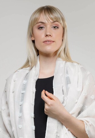 FRAAS Oversized Scarf in White