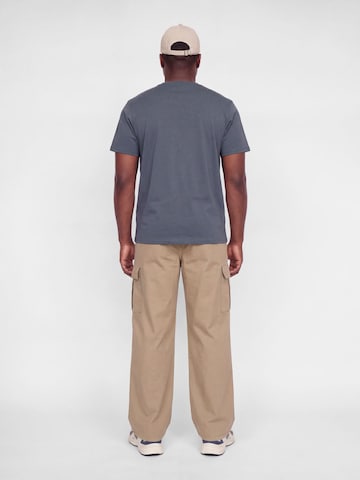 T-Shirt 'JPRBLALucas' Jack & Jones Plus en gris