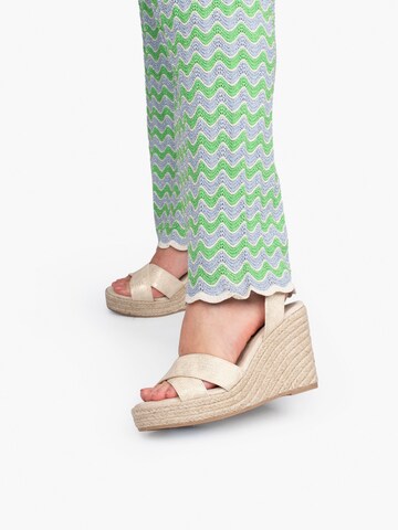 POSH by Poelman Strap sandal 'Nola' in Gold