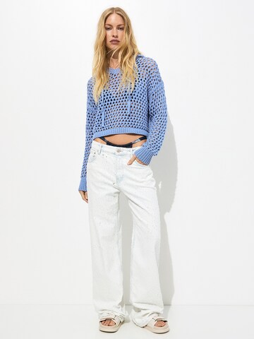 Pull&Bear Sveter - Modrá