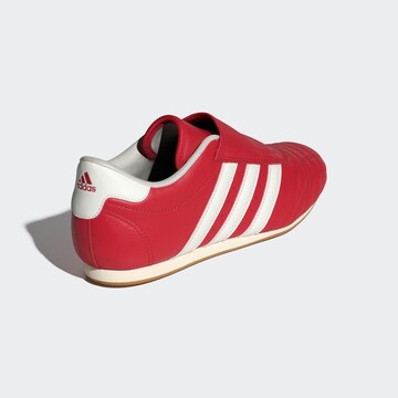 ADIDAS ORIGINALS Slip-ons 'Taekwondo' in Rood