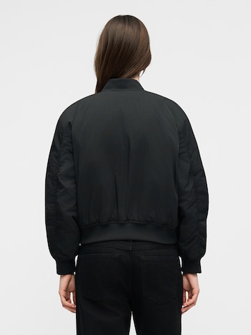 Calvin Klein Jeans Regular Jacke 'ESSENTIAL' in Schwarz