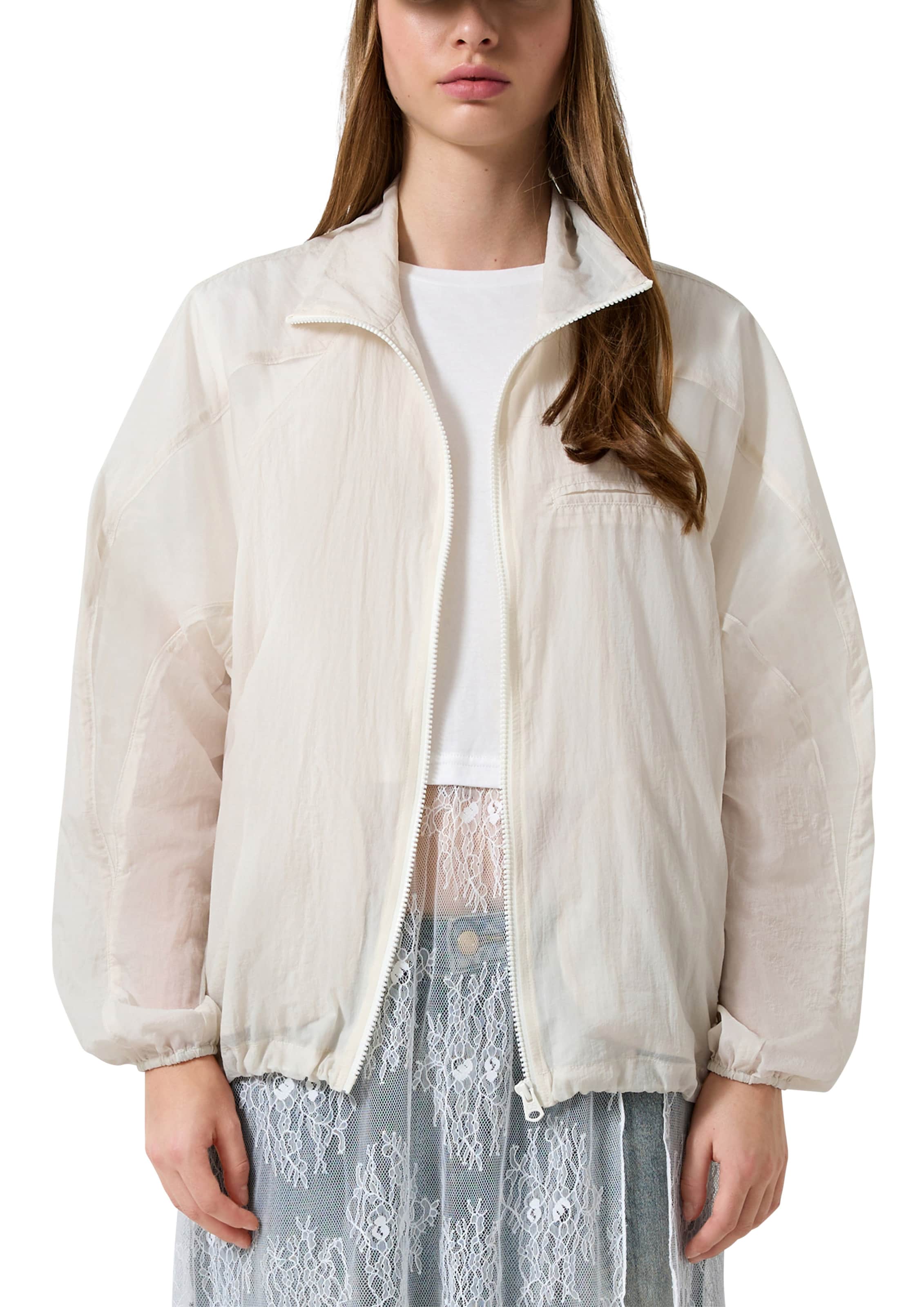 QS Between-Season Jacket in Beige