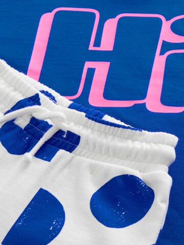 Next Set in Blue
