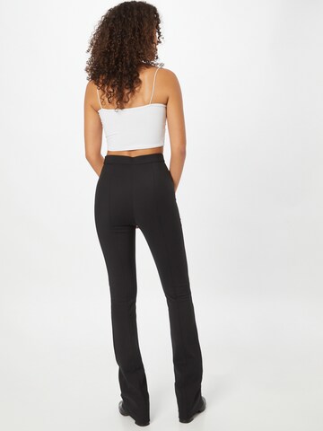 évasé Pantalon à plis PATRIZIA PEPE en noir