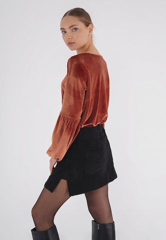 FRESHLIONS Shirt 'Viveka' in Red
