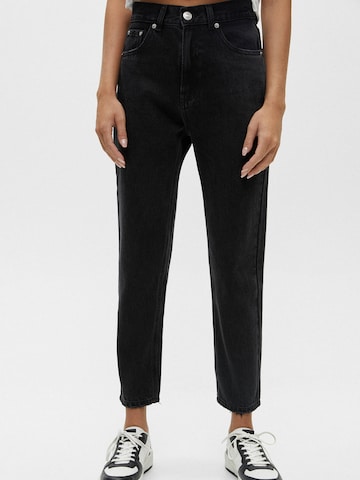 Pull&Bear Regular Jeans in Zwart: voorkant