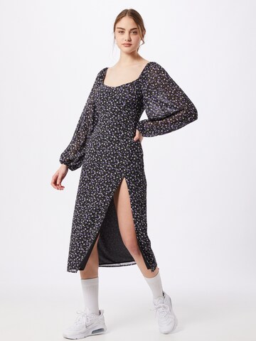 Missguided Mekko värissä lila: edessä