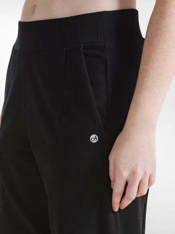 DEHA Slimfit Broek in Zwart