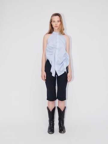 ABOUT YOU REBIRTH STUDIOS Blouse 'Shirred' in Blauw