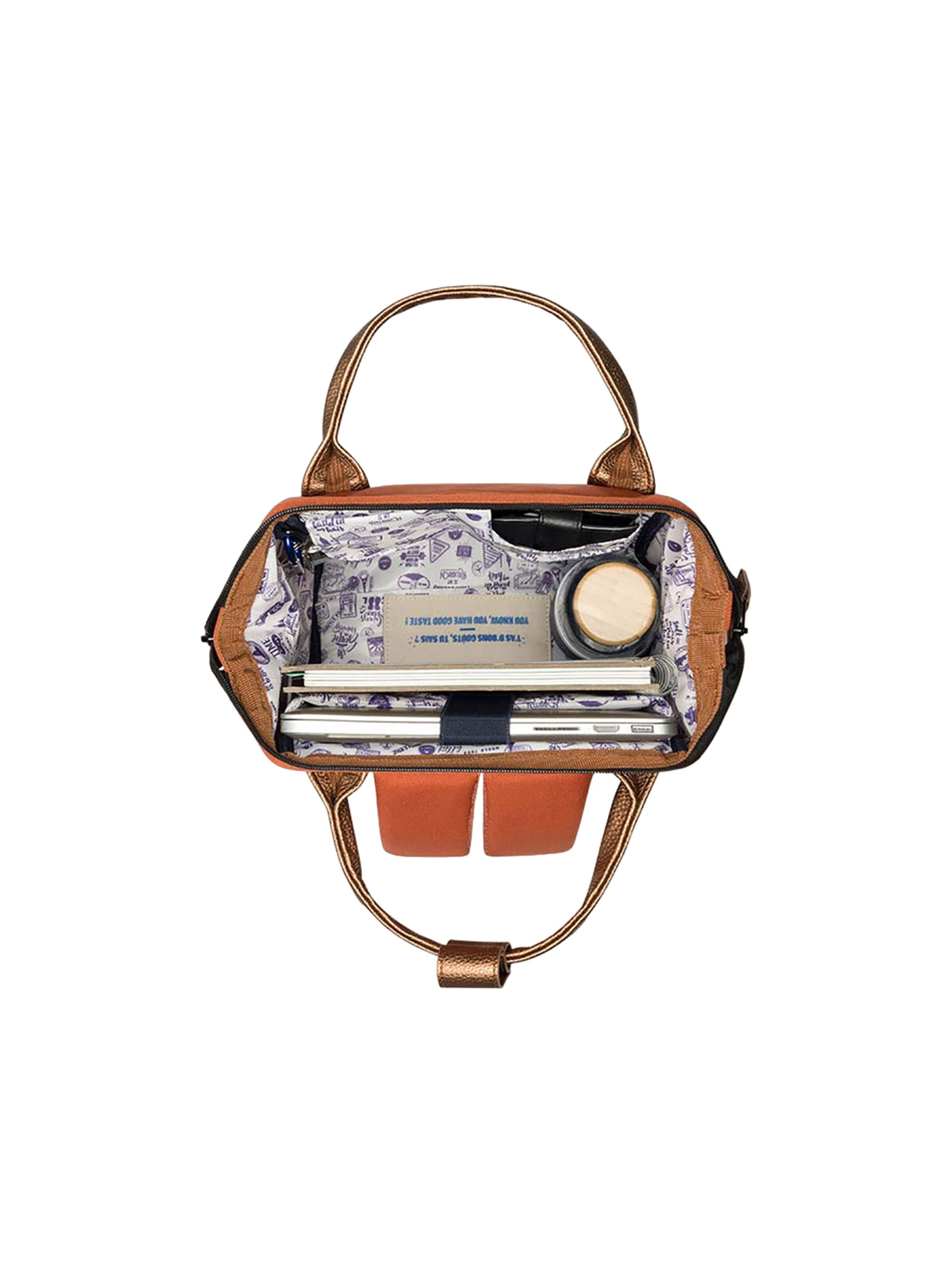 Cabaia Backpack 'Adventurer Bogota S' in Red