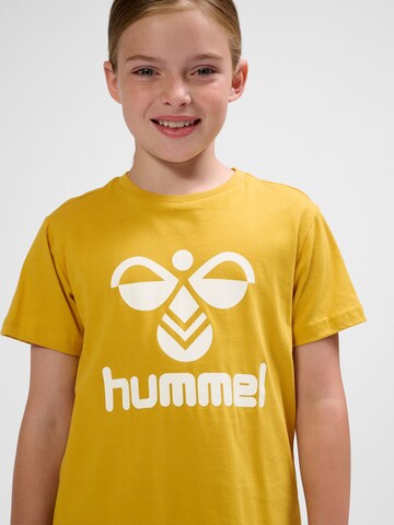 Hummel Shirt 'Tres' in Gelb: Vorderseite