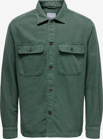 Fit confort Chemise 'ONSOLIVER' Only & Sons en vert : devant