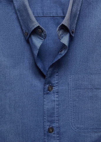 MANGO MAN Comfort Fit Hemd 'Oxford' in Blau