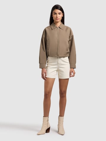 khujo - Chaqueta de entretiempo 'Tovee' en marrón